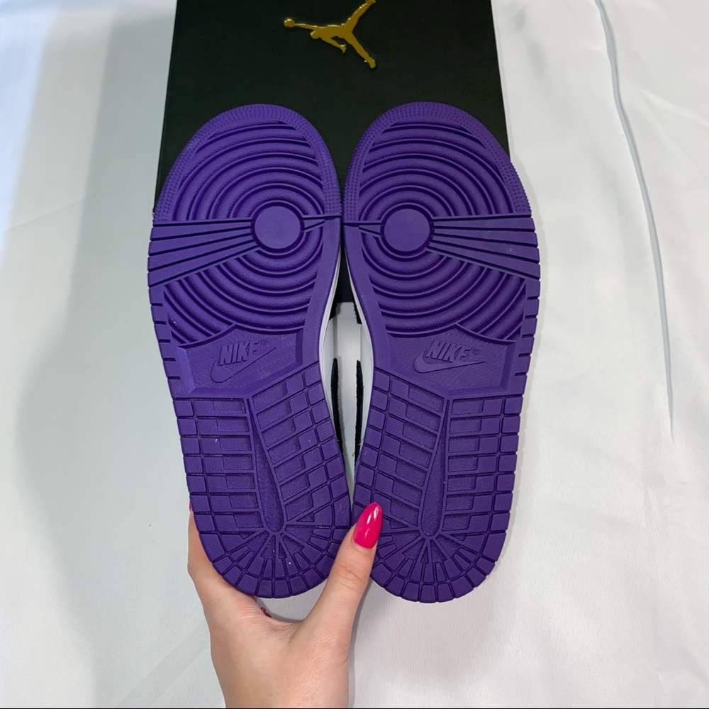 Nike Air Jordan 1 Mid Men’s 8 Women’s 9.5 Purple - Picture 3 of 5